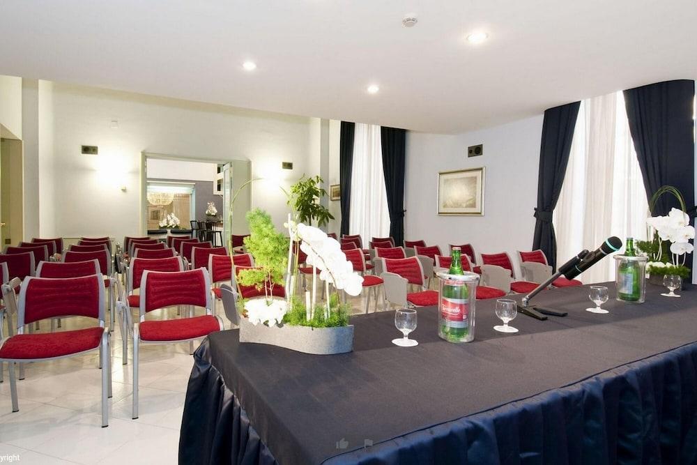 Hotel Stabia كاستيلاّماري دي ستا المظهر الخارجي الصورة